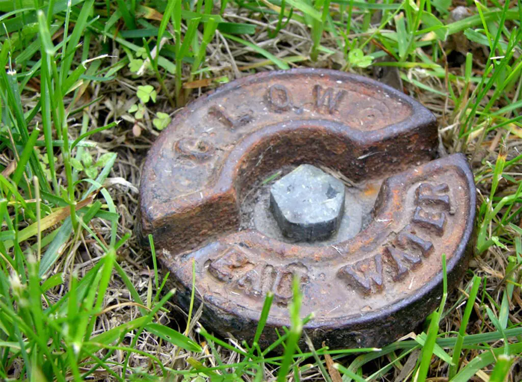 Bonhomme à eau boîte de service